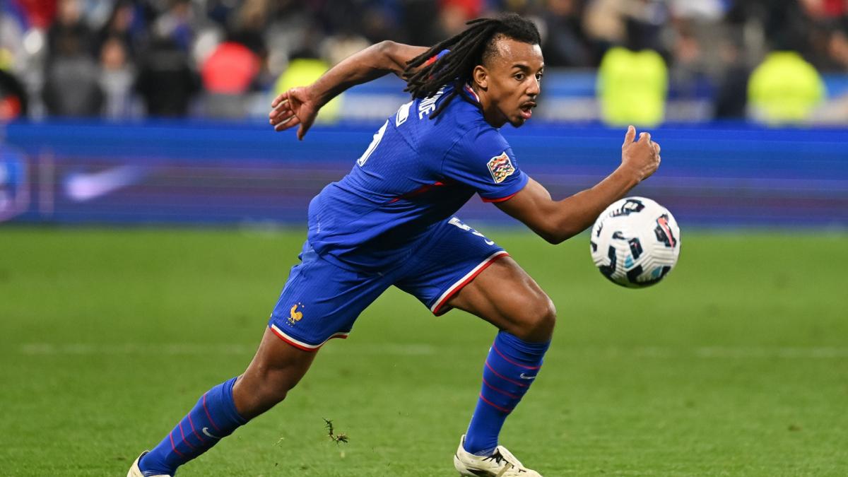 Jules Koundé's reaction after the coronation of the XV of France