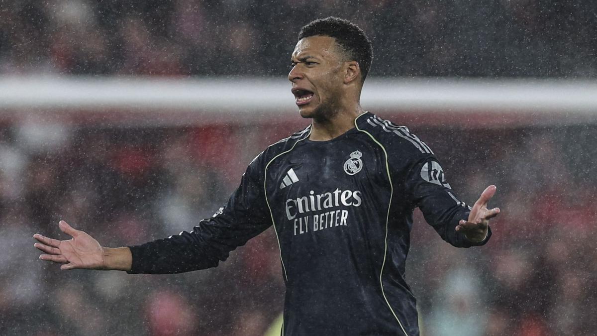 “You shut up, little player”: Oukidja’s shocking revelations about Mbappé’s attitude