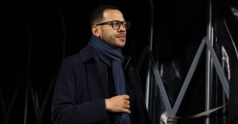 Rosenior, the twist of theater