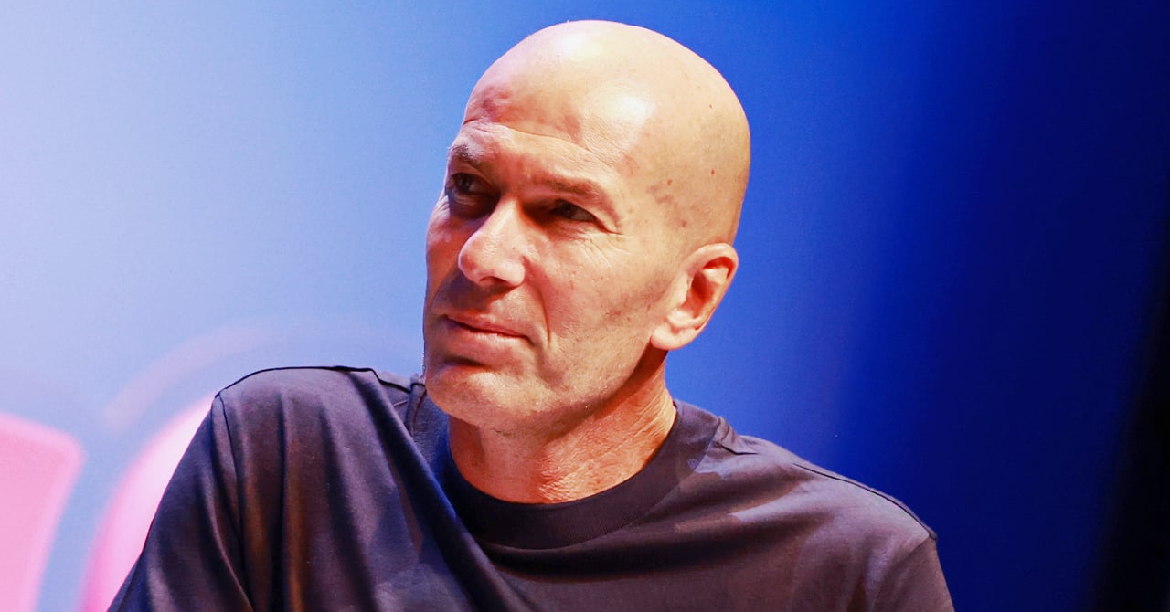 Zinedine Zidane, thunderbolt for the Blues?