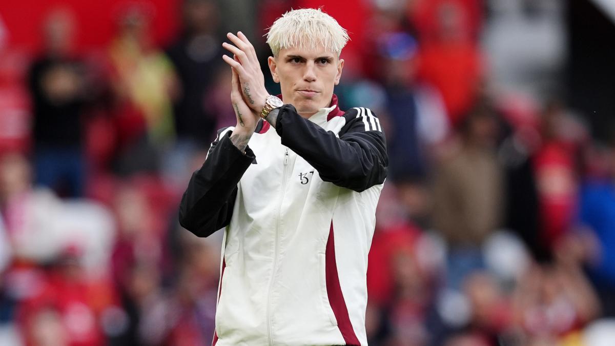 Alejandro Garnacho set on fire by former Manchester United trainer