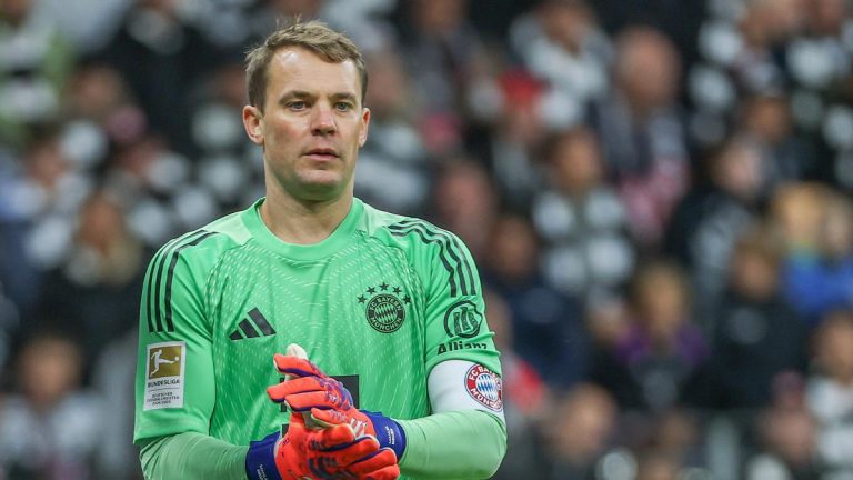 Bayern Munich: Manuel Neuer refuses to comment on his future