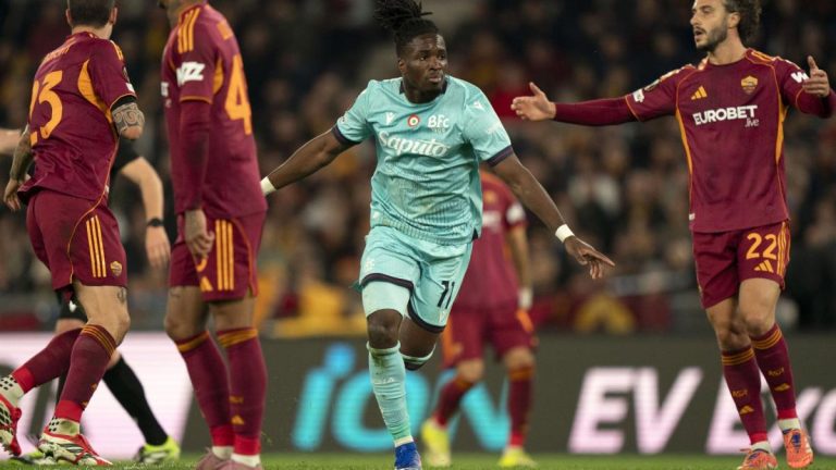 Bologna: former Marseillais Jonathan Rowe walks on water