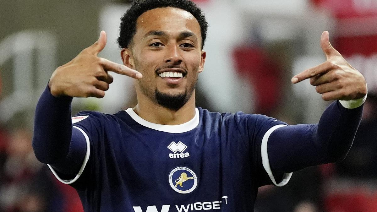 Courted in the Premier League, Femi Azeez will represent Nigeria