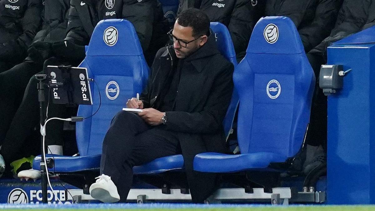 “Fuck you”: Liam Rosenior and Chelsea are murdered by all of England