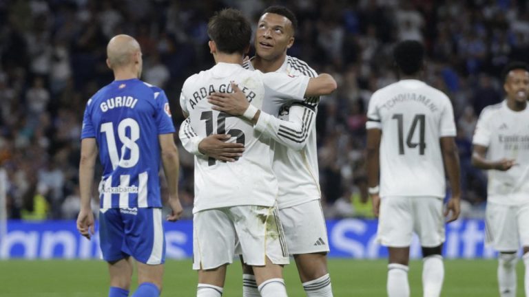 Liga: Real Madrid win in pain against Alavés