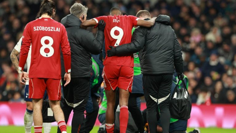 Liverpool: Alexander Isak back in training