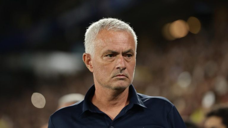 Real Madrid: a former executive has decided for José Mourinho