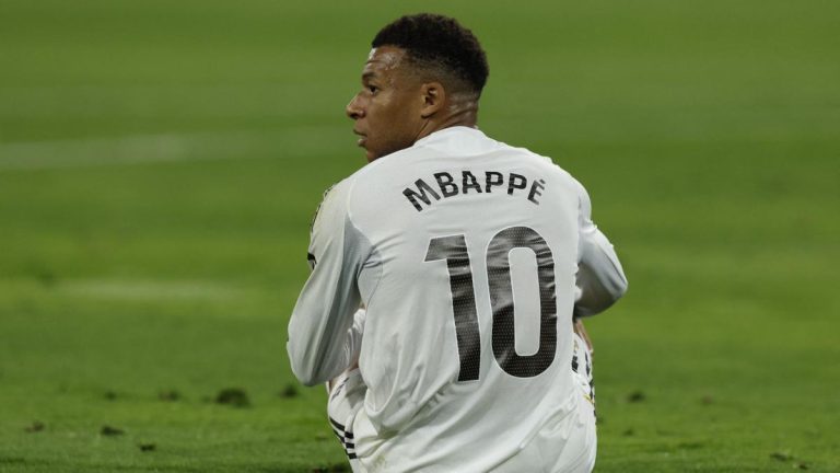 Real Madrid and the French team hold their breath for Kylian Mbappé