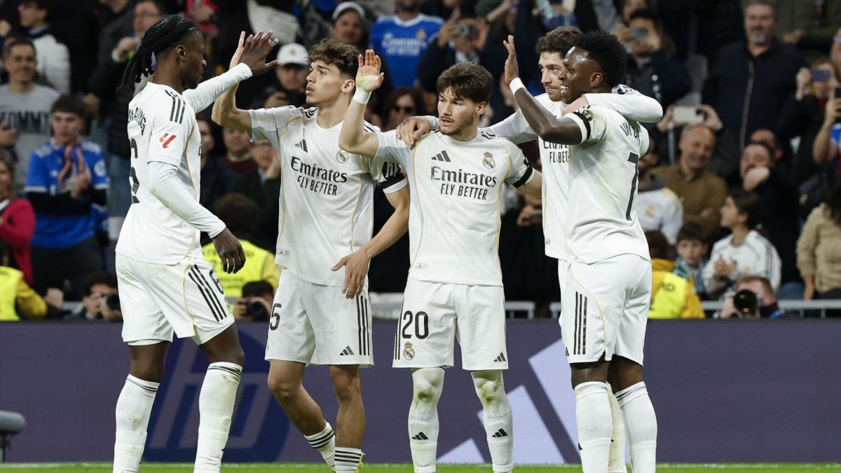 Real Madrid are ready to pay just €100m for a player