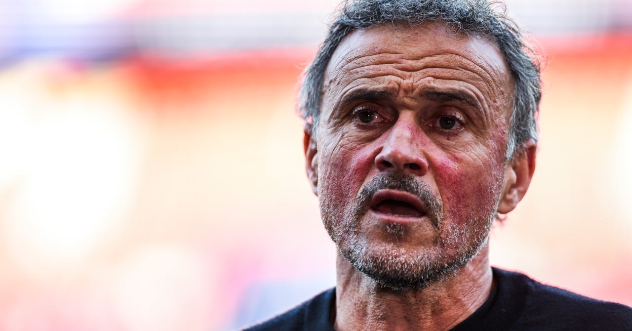 Luis Enrique weighed down by one of his players
