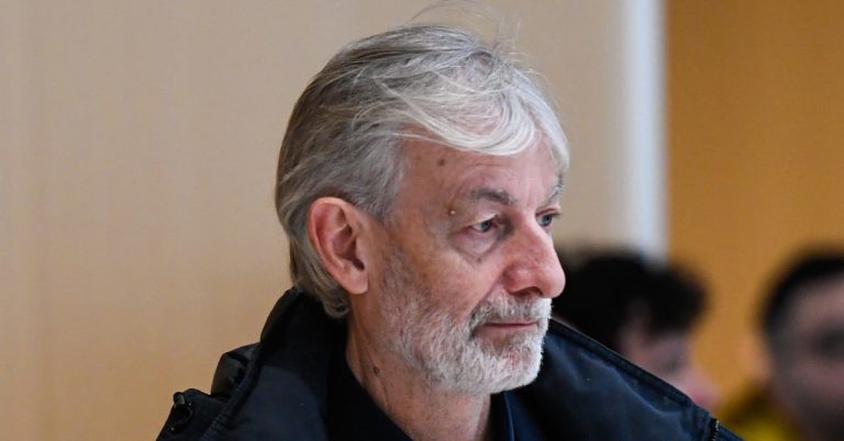 Gilles Verdez at the heart of a large system