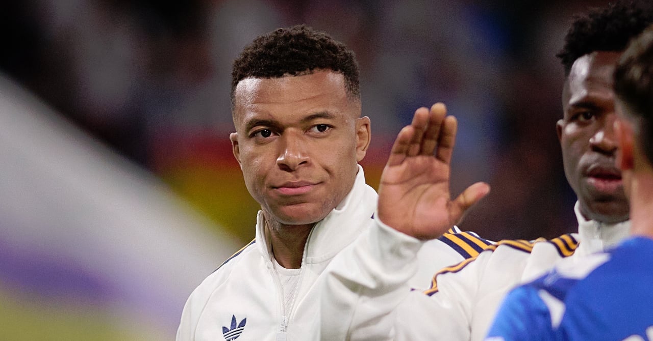 Kylian Mbappé unpins Johan Micoud