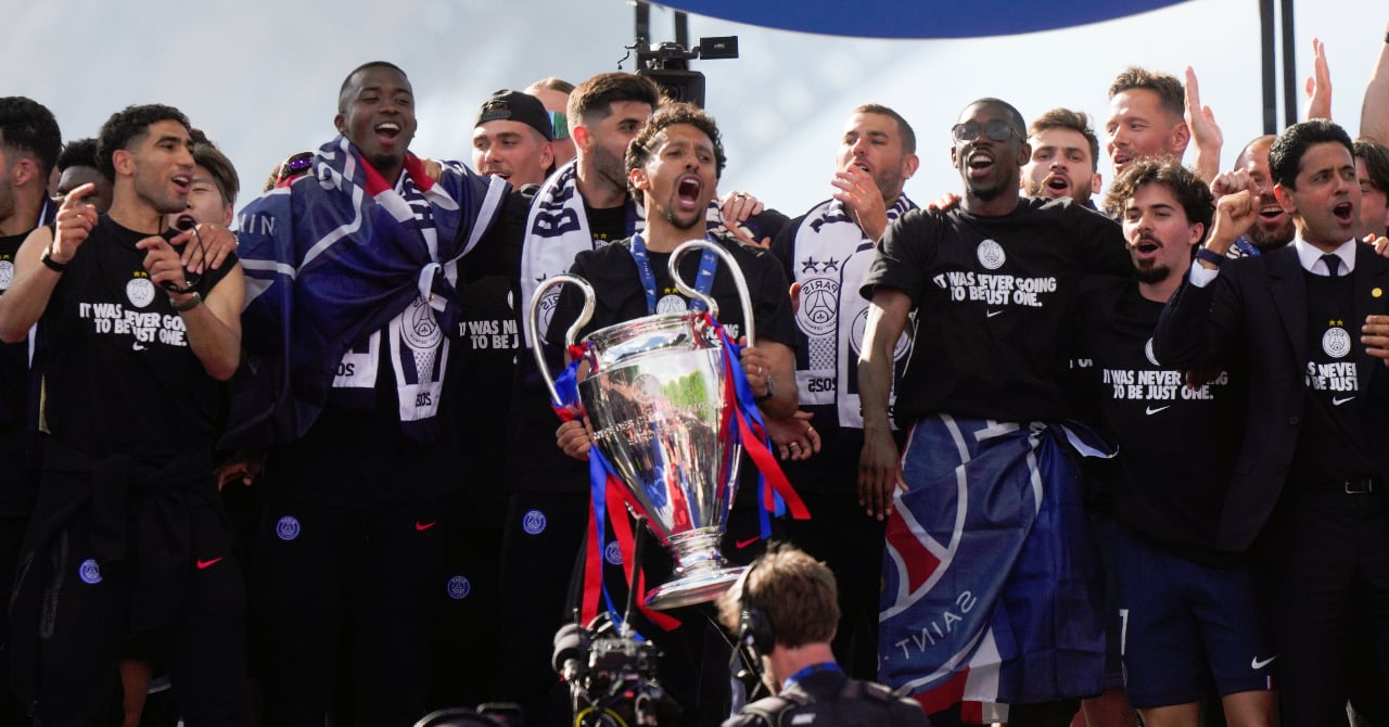 PSG, magical parade at the Champ-de-Mars