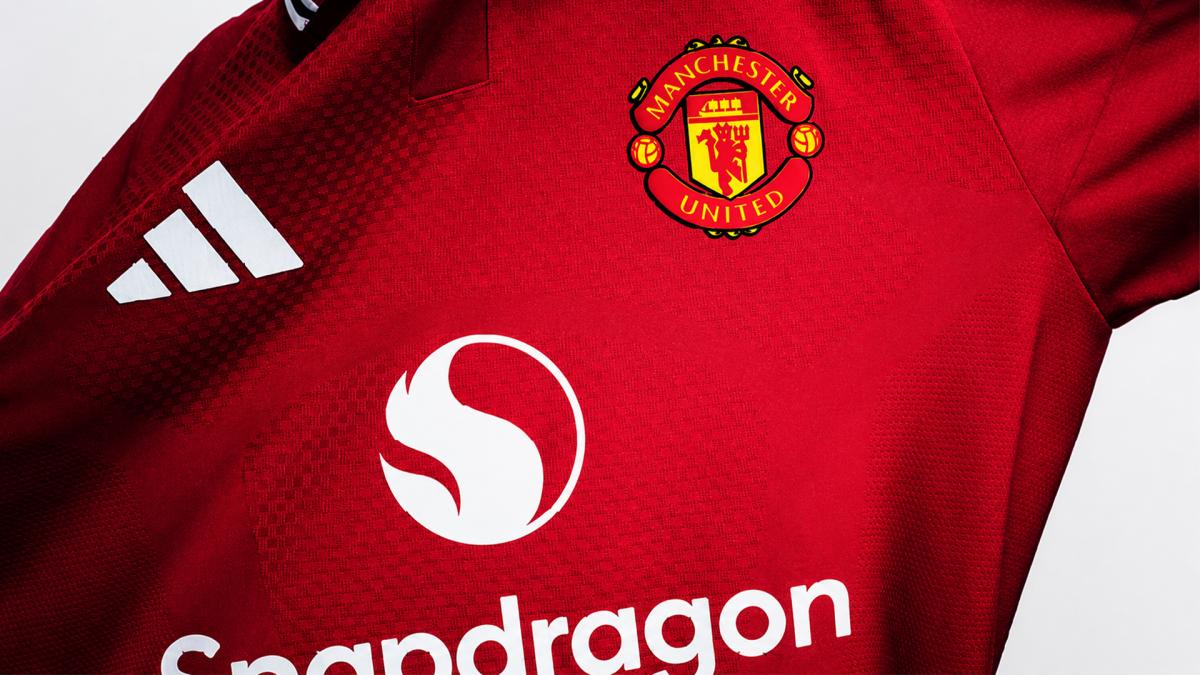 Adidas unveils new Manchester United home jersey