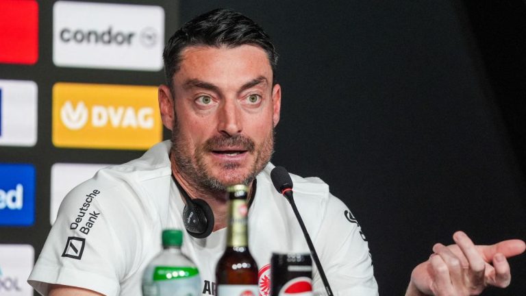 Albert Riera's huge breakdown against the press
