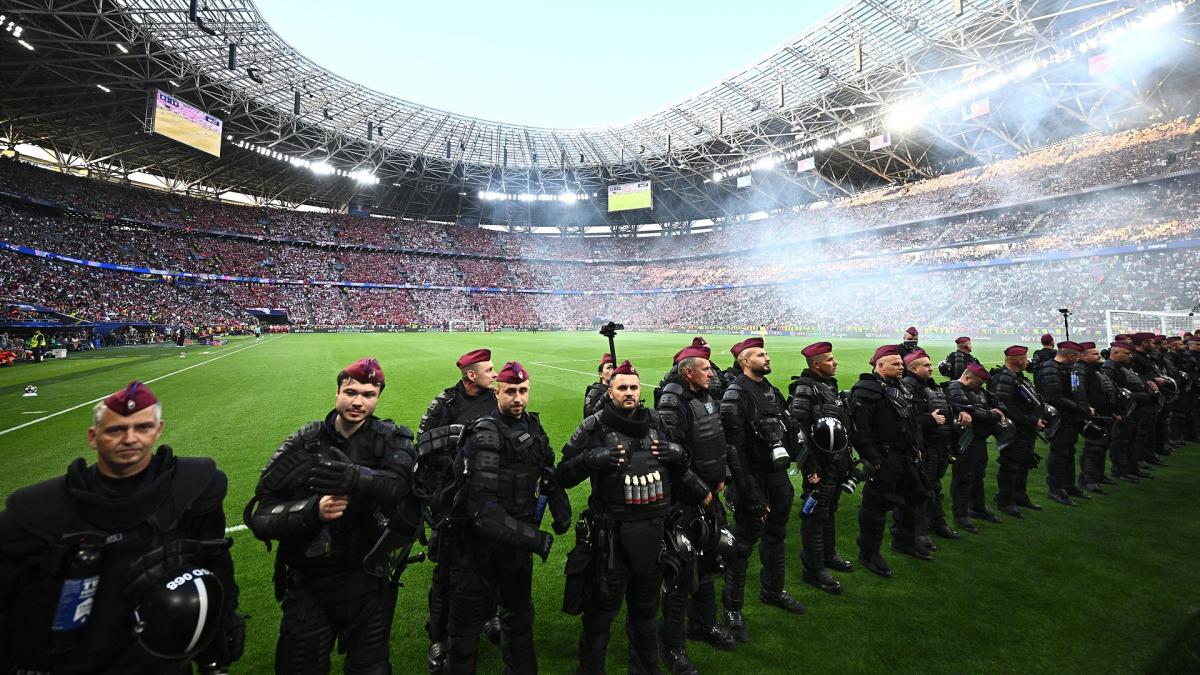 Foiled attack, acts of vandalism… it also degenerated in the streets of Budapest after PSG - Arsenal