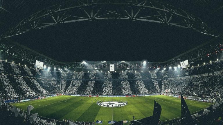 LdC: the banner of Bayern supporters in response to the Parisian ultras