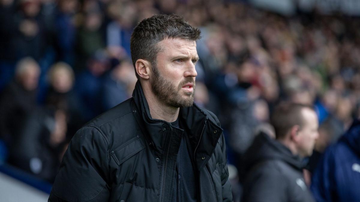 Manchester United still hesitating for Michael Carrick