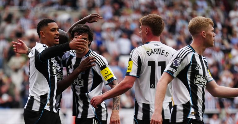 Newcastle wakes up, West Ham relapses