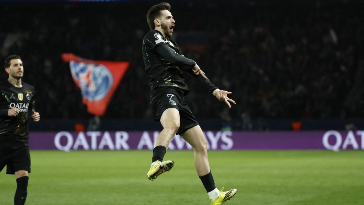 PSG: Khvicha Kvaratskhelia’s reaction