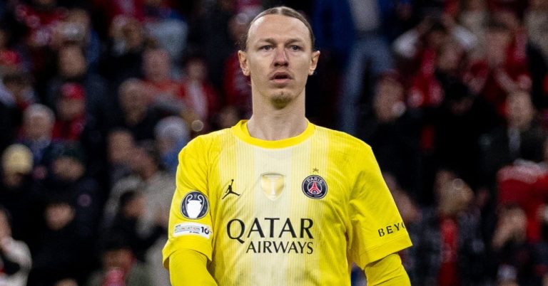 PSG, the crazy proposal of an X actress to Matvey Safonov
