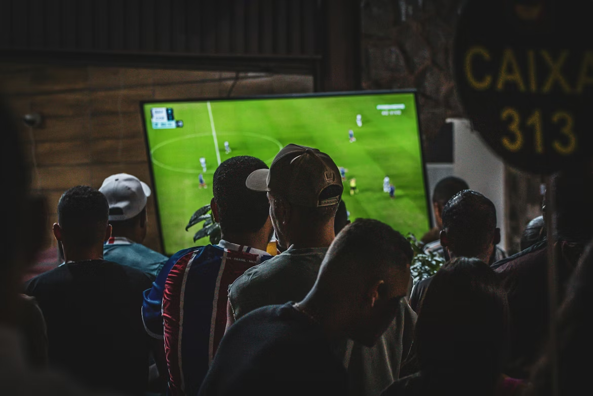 Why More Football Fans Follow Ligue 1 Digitally