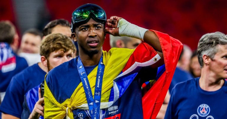 Willian Pacho, scathing response after the controversy