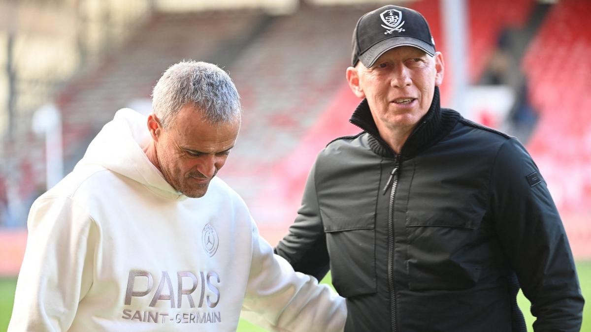 PSG pays tribute to Eric Roy