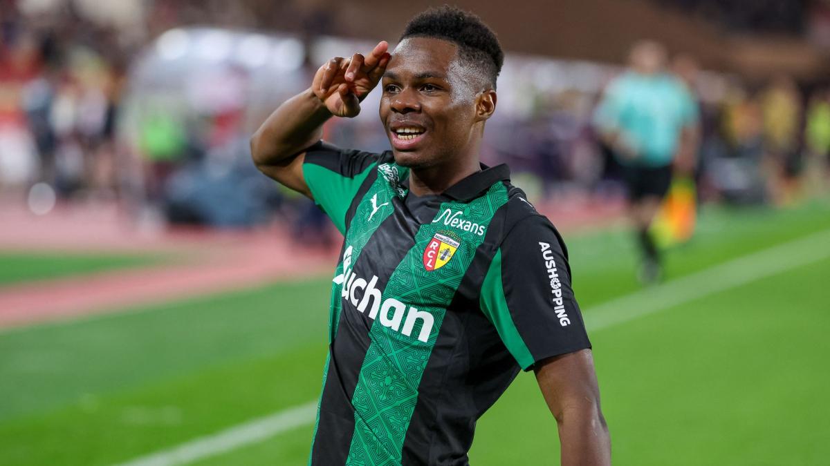 RC Lens: Mamadou Sangaré makes Manchester United crack!