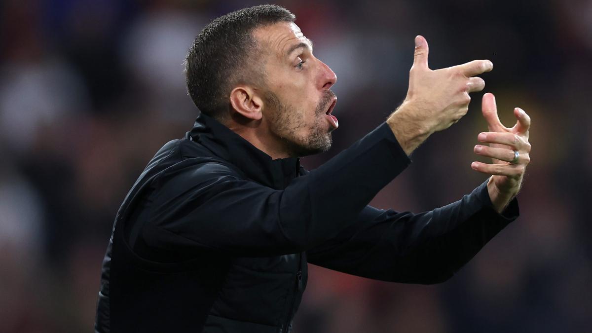 Strasbourg: Gary O'Neil attracts the attention of Ipswich Town