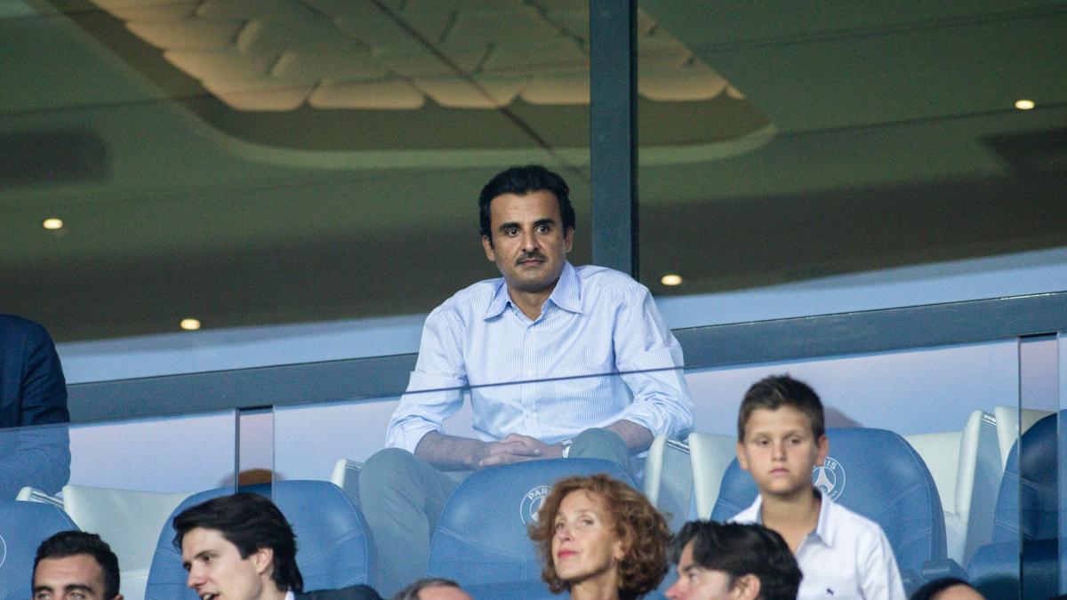 The Emir of Qatar calls Macron in front of Trump on the back-to-back of PSG