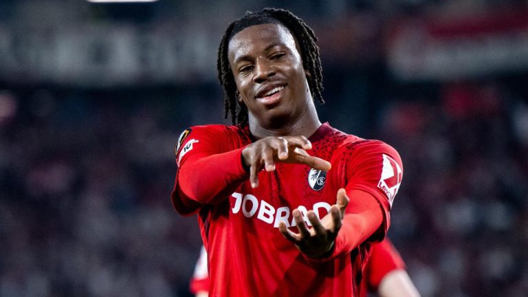 Aston Villa spends €70m to attract World Cup revelation Johan Manzambi