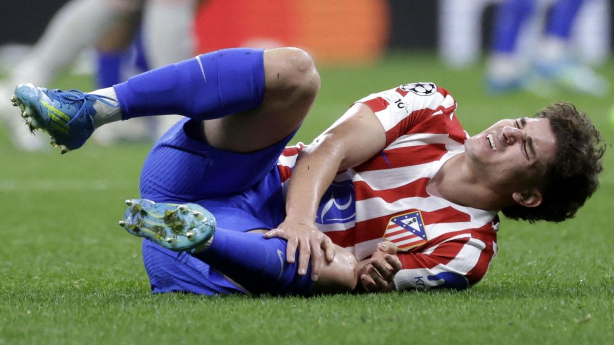 Atlético publicly charges Julian Alvarez and announces filing a complaint against FC Barcelona!