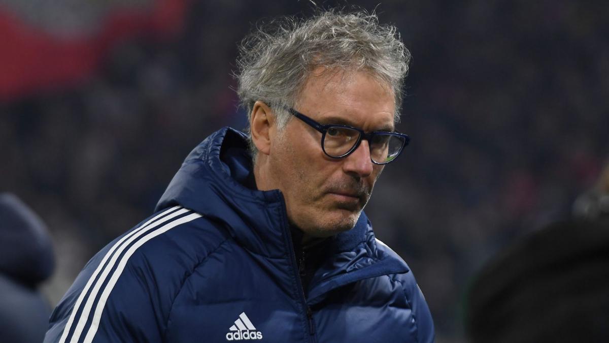 French team: Laurent Blanc steps up to the plate for Zinédine Zidane