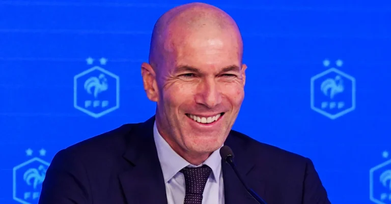 French team: Zinédine Zidane, a new nugget launched in the middle?