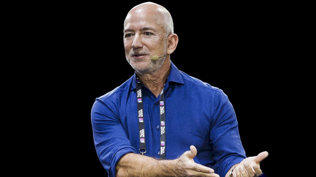 Liverpool almost agrees with Jeff Bezos and multi-billionaire investors