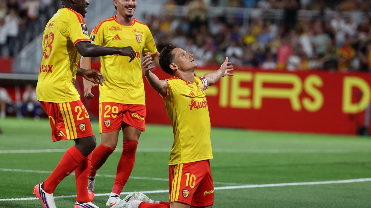 RC Lens: Florian Thauvin shone under the eyes of Zinedine Zidane
