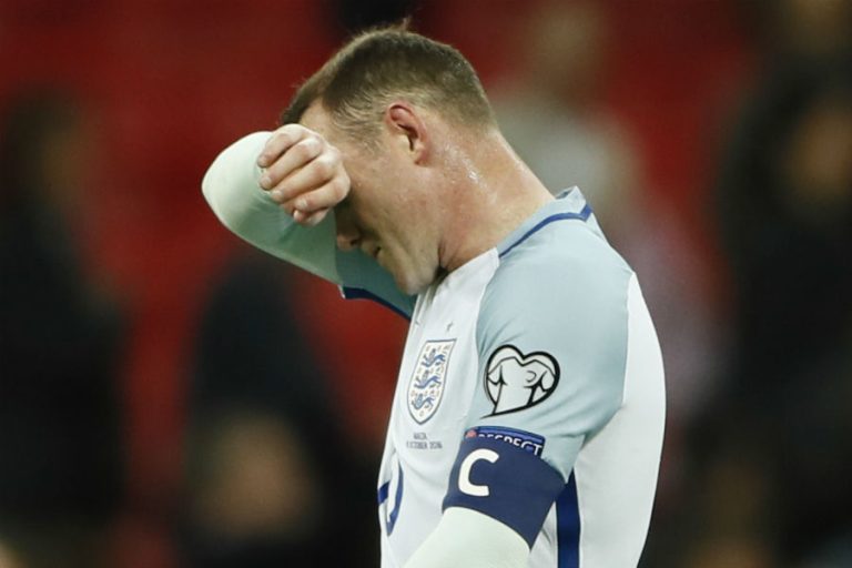 Rooney, the sad decline
