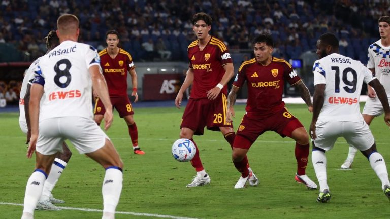 AS Roma: Leonardo Balerdi's premiere ignites Italy