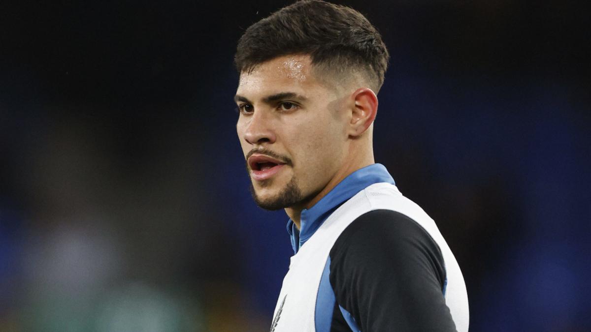 Arsenal: Bruno Guimarães clears Sunderland's top corner for his first goal