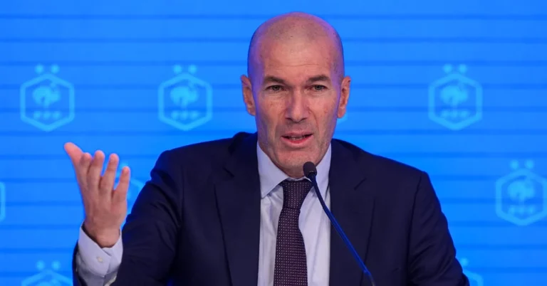 French team: A member of Zidane's staff dismissed after a controversial media outing