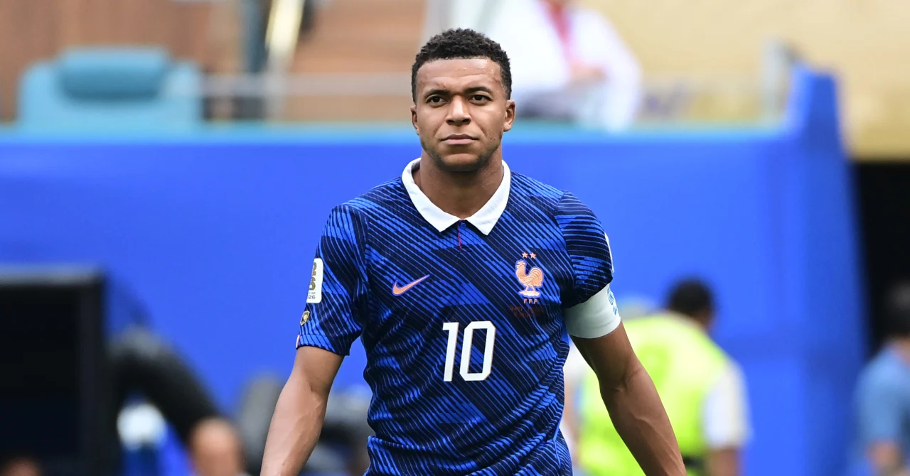 Kylian Mbappé is already talking about his retirement from the French team!