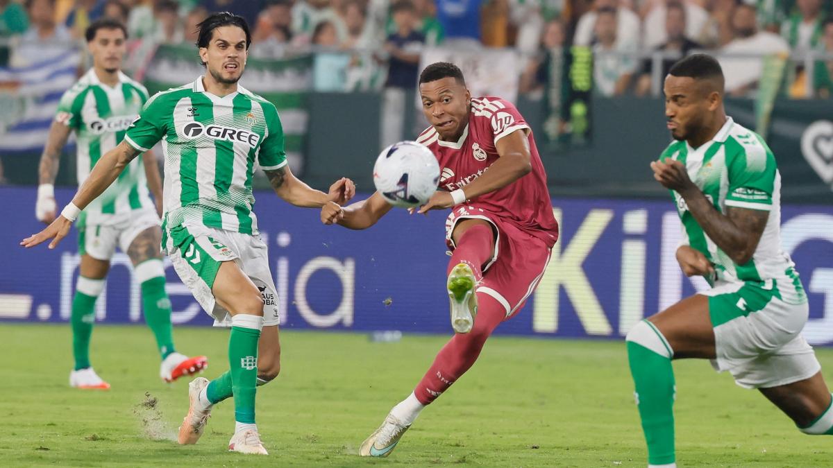 Liga: with a missed penalty from Mbappé, Real Madrid falls to Betis Seville