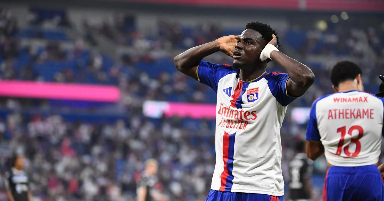 Ligue 1: OL crush Auxerre!