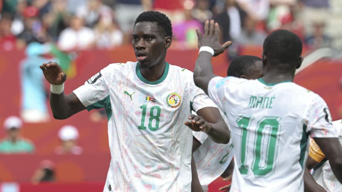 Liverpool opens discussions for Ismaïla Sarr!