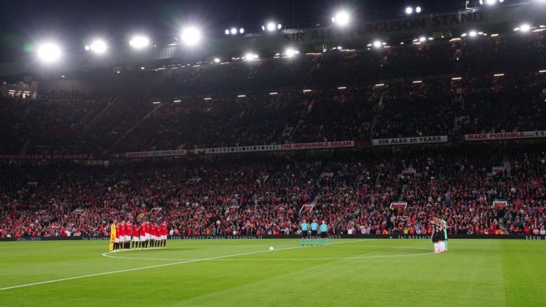 Manchester United: supporters launch boycott against Glazer and Ineos