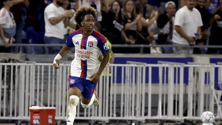 OL: Malick Fofana discussed with Hull City