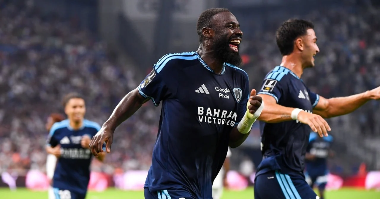 OM showered by Paris FC