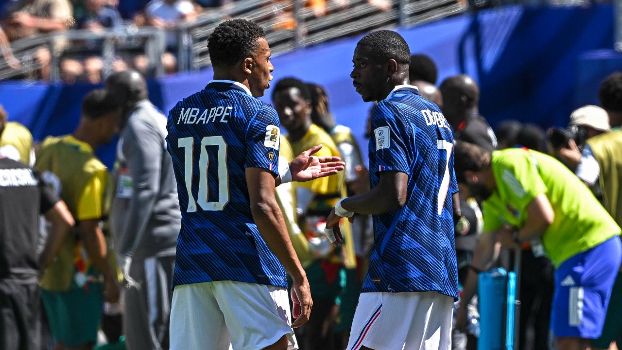 Ousmane Dembélé-Kylian Mbappé, an organized clash!